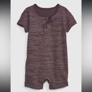 New GAP BABY cotton blend onesie